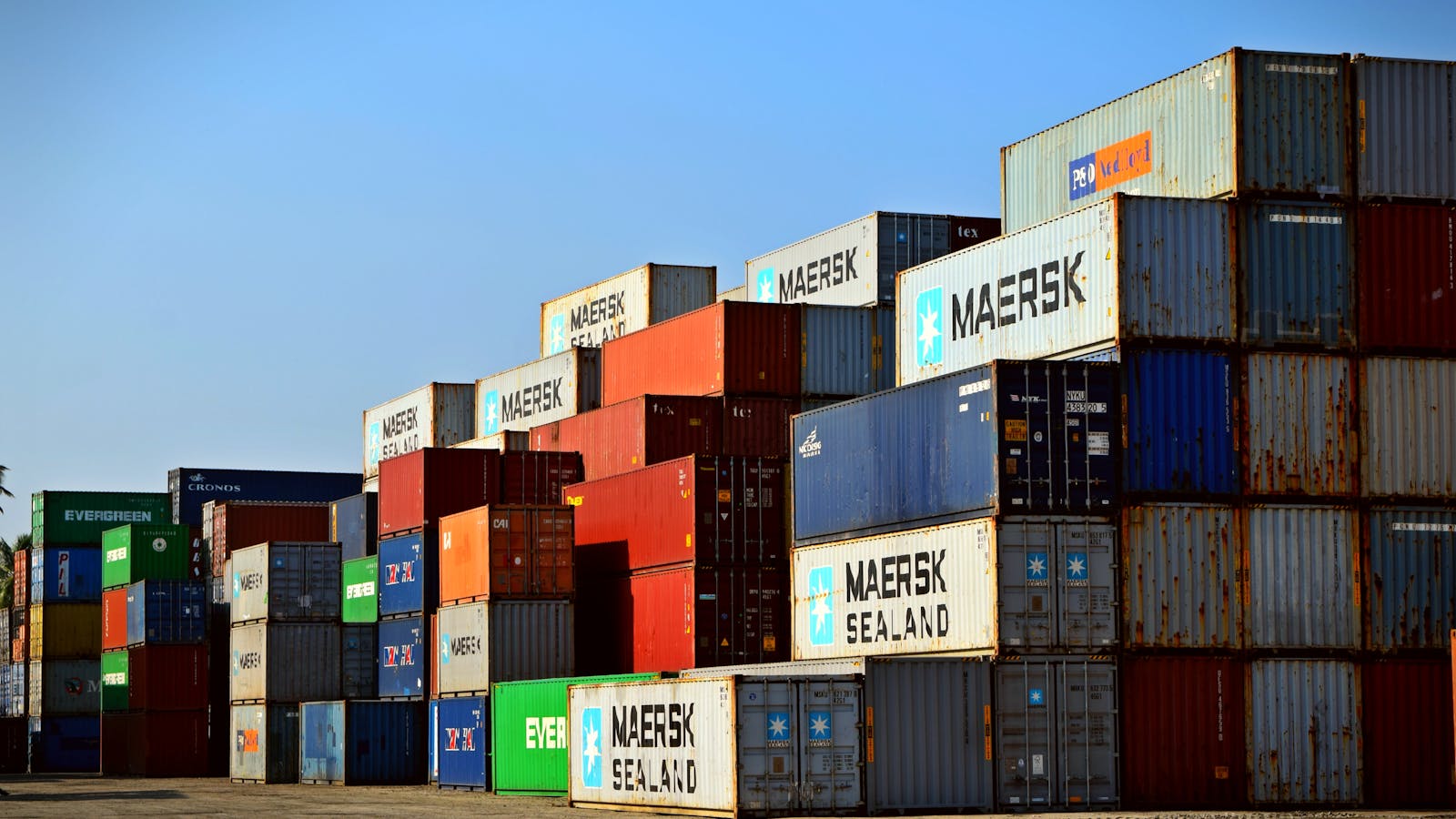 The 65% Problem: Why Heavy Cargo Lashing Matters More Than The Crate